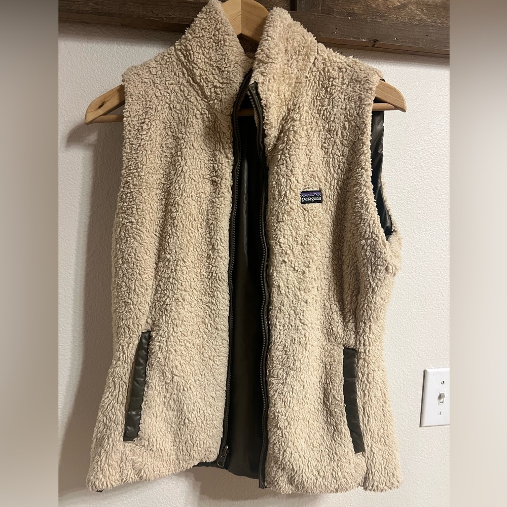 Patagonia Women's Tan Fleece Vest